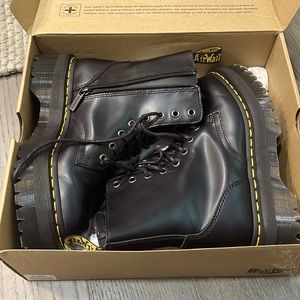 Doc Martin Jadon U.S. Womens, size 7